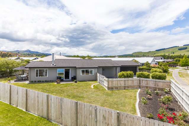 28 Montgomery Crescent Kinloch_1