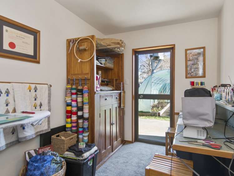 16 Millstream Drive Lincoln_12