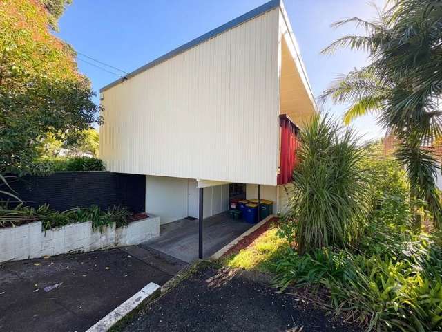 Spacious Family Home! Plenty of Storage!
