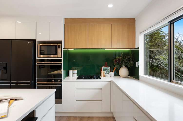 30d Derwent Crescent Titirangi_2