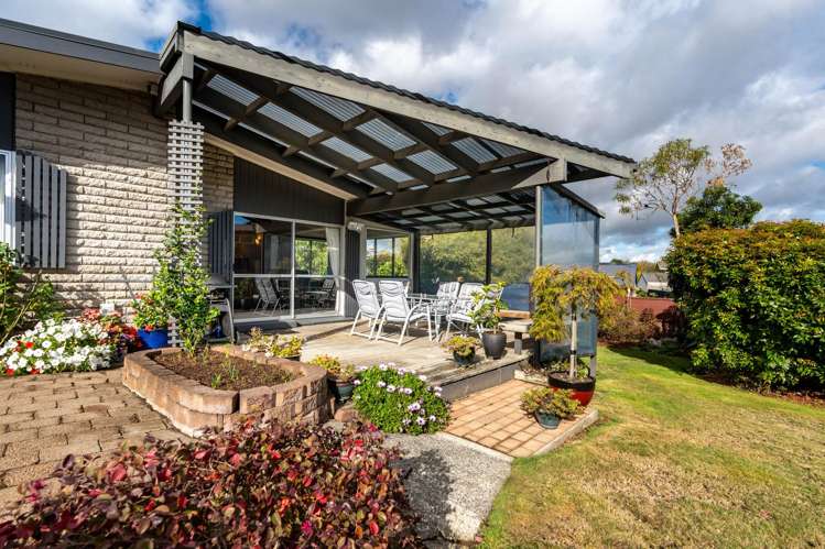 27 Glamis Avenue Dinsdale_10