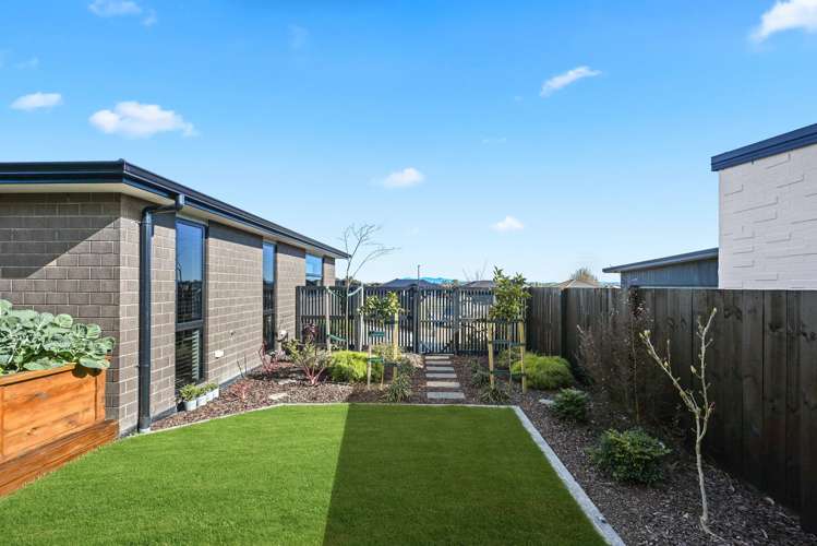 20 Maanihi Drive Rototuna North_20