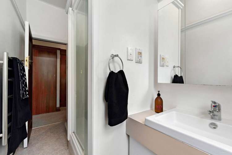 2e/5 Parliament Street Auckland Central_7