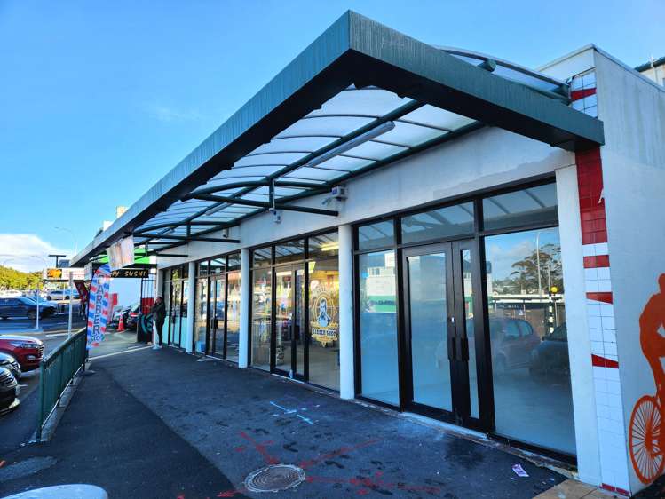 D/60 Glenmall Place Glen Eden_0