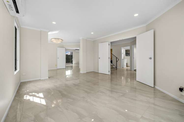 19 Franshell Crescent East Tamaki_10
