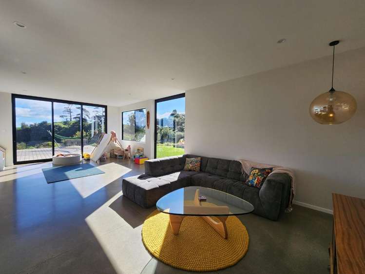 91 Weld Road Oakura_10
