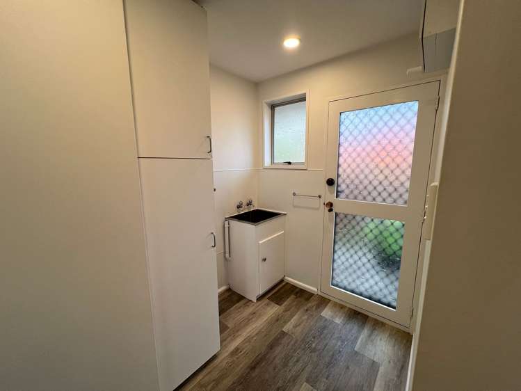 1 Manson Place Russley_9