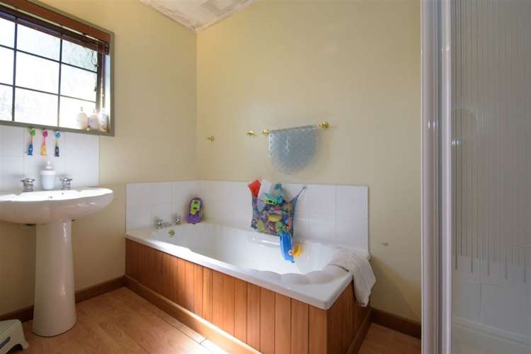 4 Kelvin Place Kelvin Heights_16