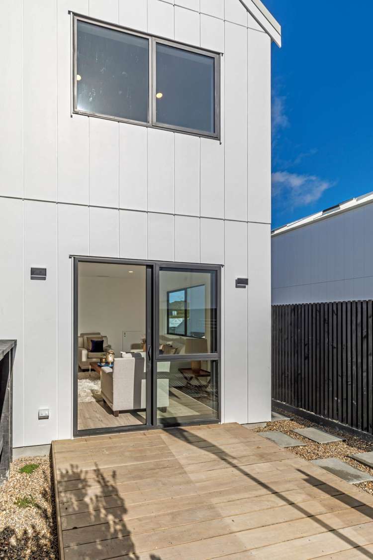 30 Bristol Freighter Road Hobsonville_17