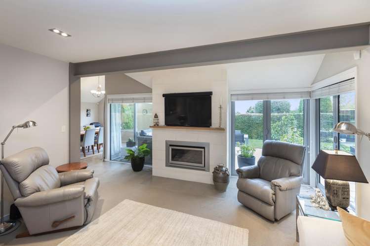 11 Bluestone Drive Parklands_10