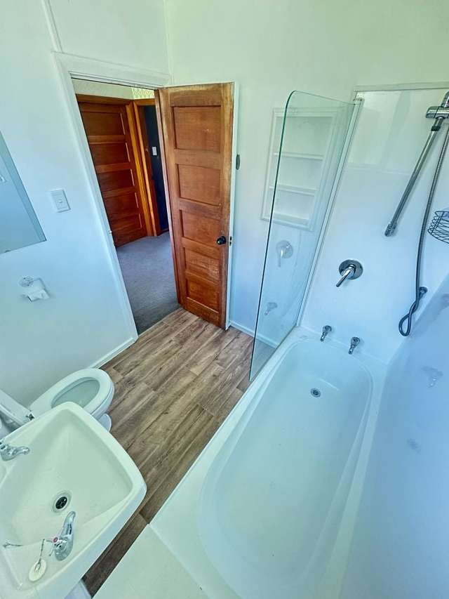 30 Panmure Avenue Calton Hill_1