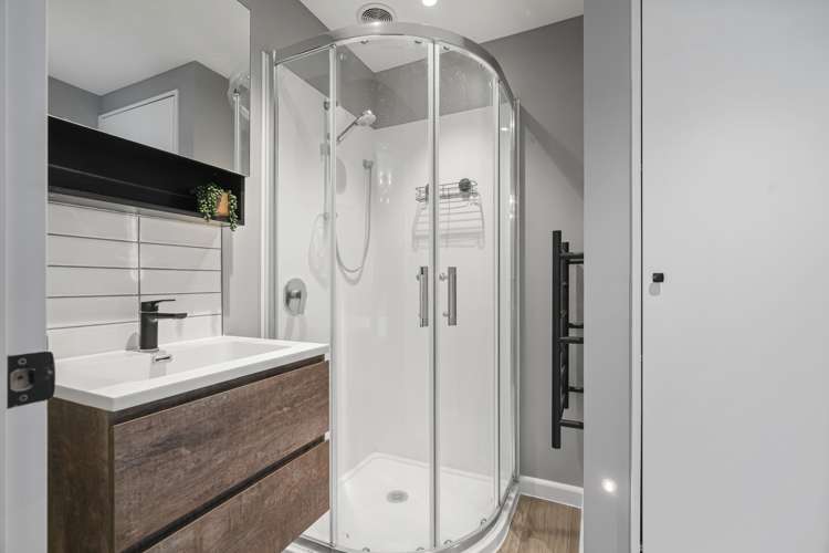 1 Cunliffe Road Redwood_14