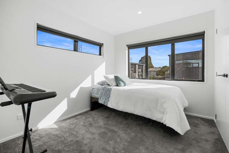 2/89 Beach Road Te Atatu Peninsula_9