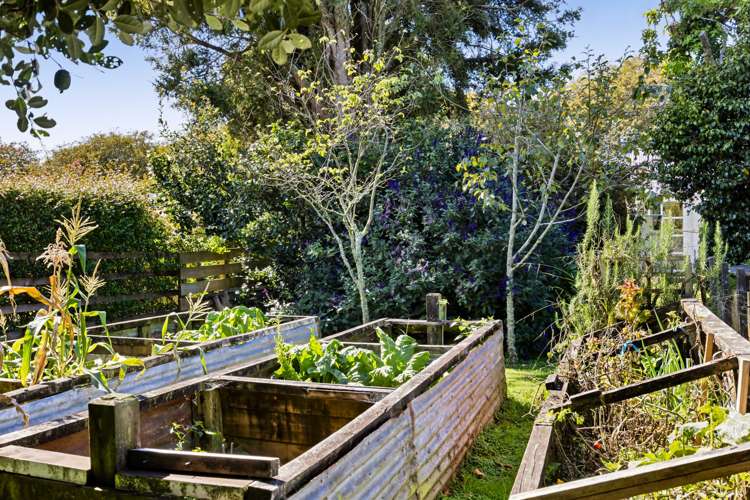 36 Percy Avenue Stratford_27