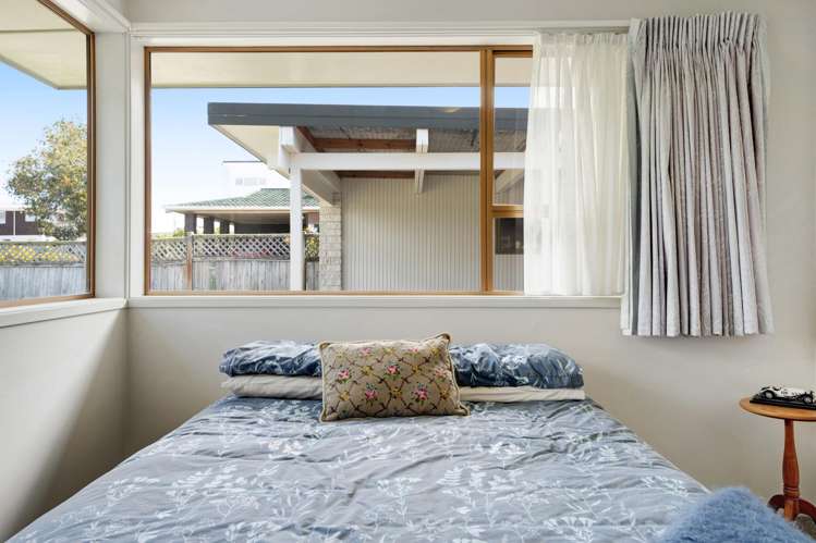 29 Sorrel Crescent Bucklands Beach_15