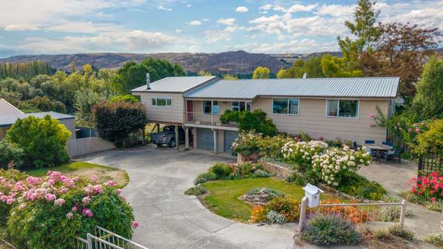 Uninterrupted Views, Unmissable Opportunity!