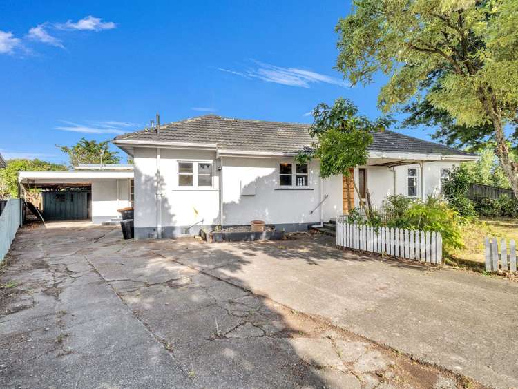 202 Botanical Road Takaro_1