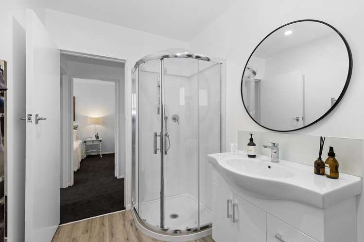 71M Randwick Crescent Moera_9