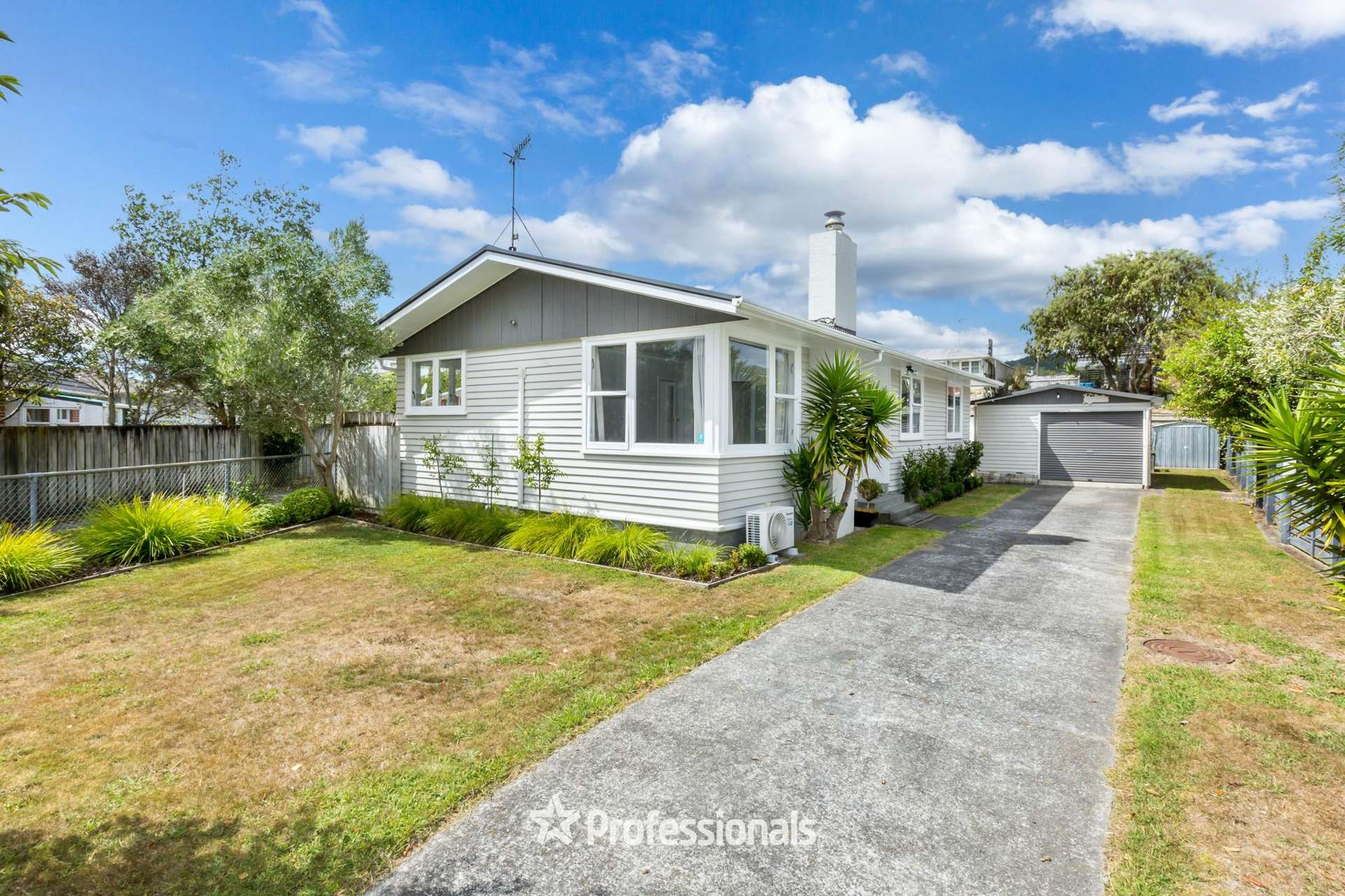 16 Ruru Crescent Heretaunga_0