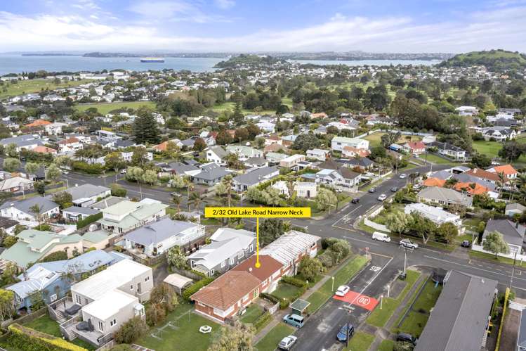 2/32 Old Lake Road Narrow Neck_32