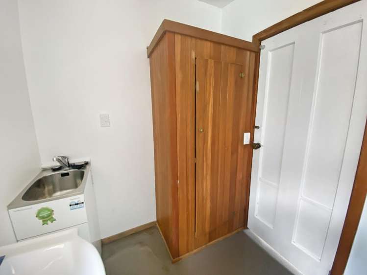37 Moa Point Road 1372_8