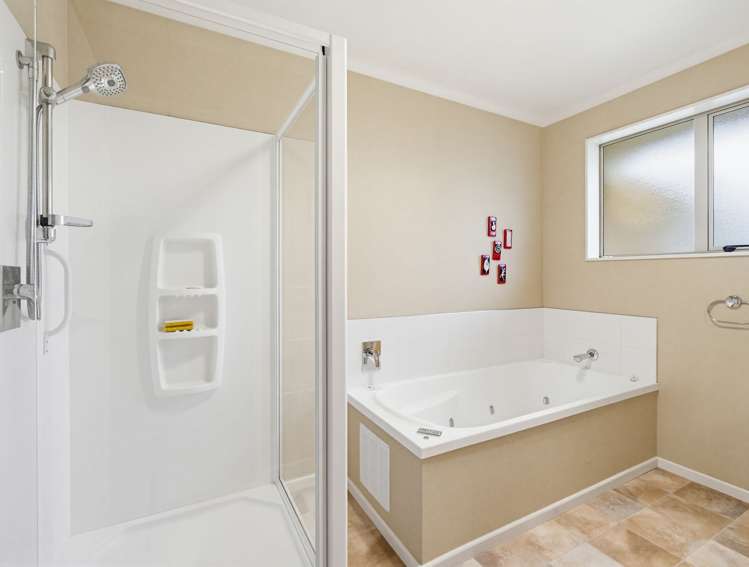 4 Brooklyn Heights Drive Kelvin Grove_22