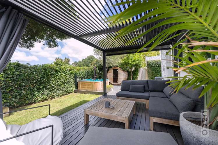 56 Queen Street Riverhead_43