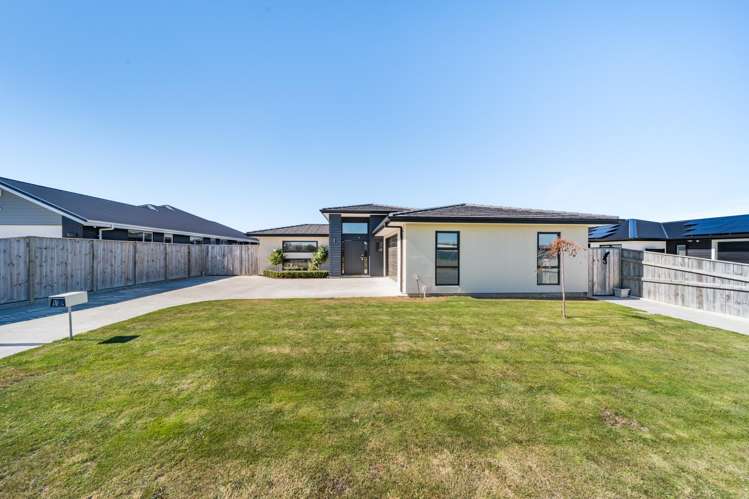 136 Pharazyn Street Feilding_17