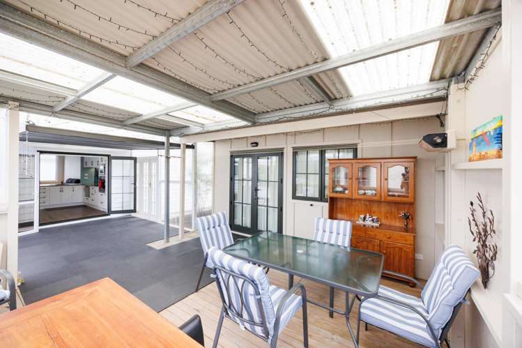 121-123 High Street Bulls_15