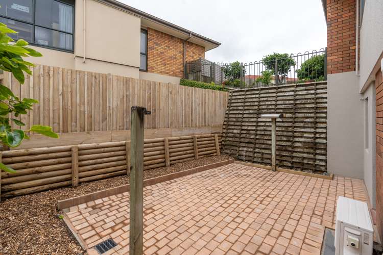 61 Grosvenor Gardens Flagstaff_18