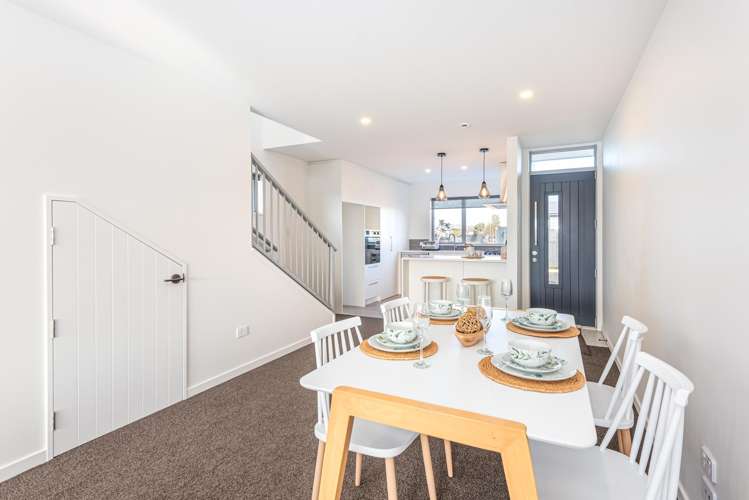 7 Kakapo Lane Redwood_5