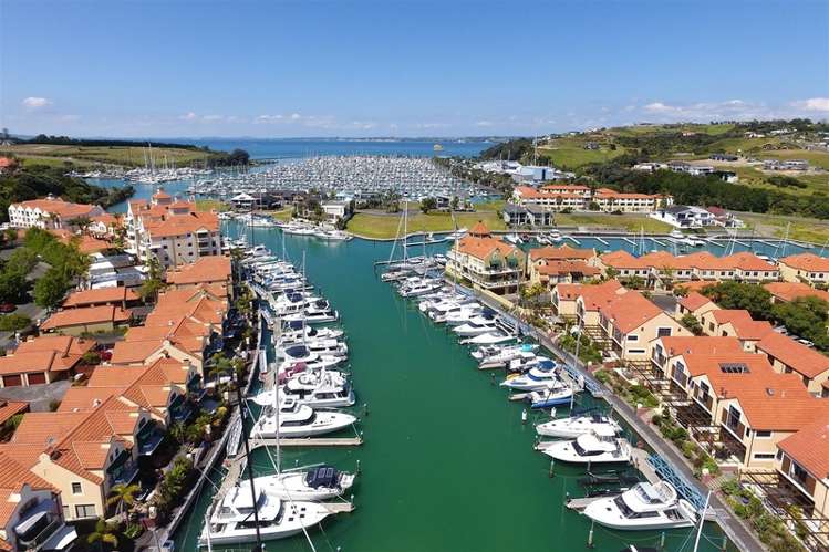 10 Waititiro Rise Stanmore Bay_20