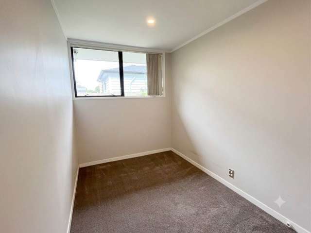 2/206 Church Street Onehunga_4