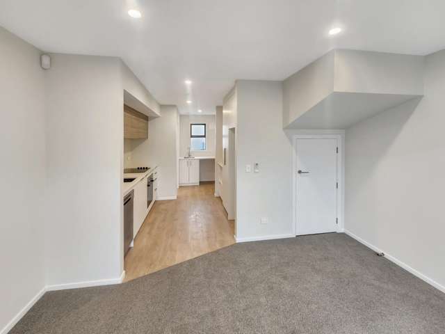 5/31 Wainuiomata Road 10629_4