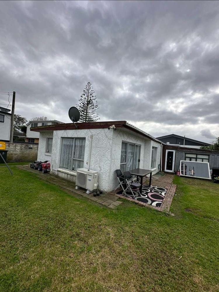 2/18 Browns Road Manurewa_1