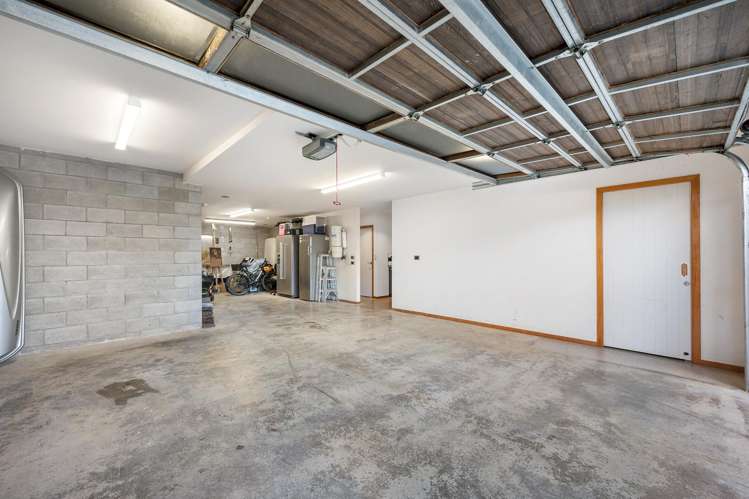 2 Arakan Way Khandallah_21