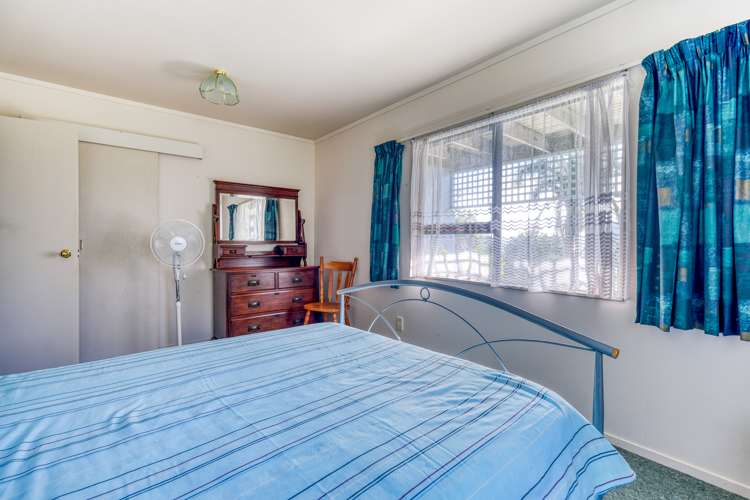 55 Seaview Road Cable Bay_28