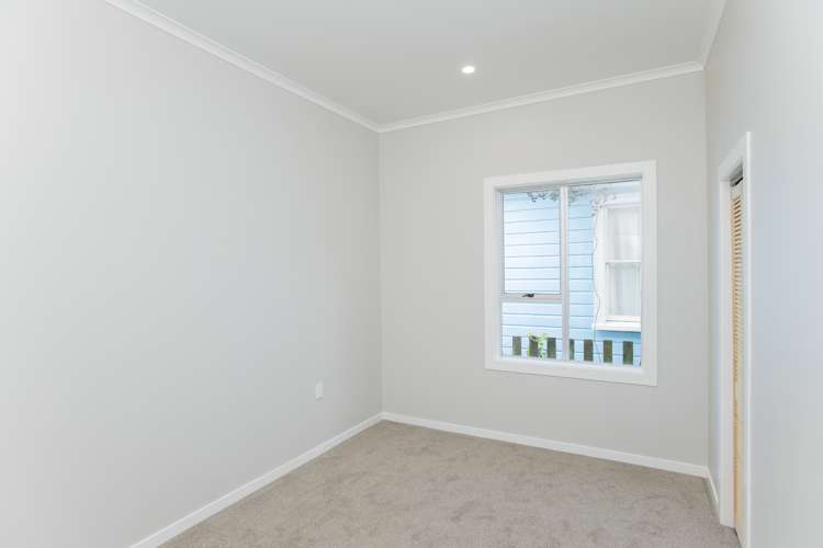 15 Oman Street Kaiti_17