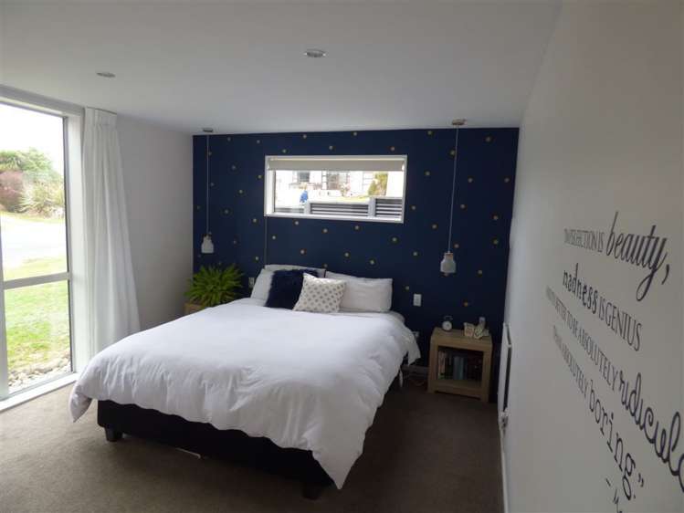 4 Hill Street Kaka Point_12