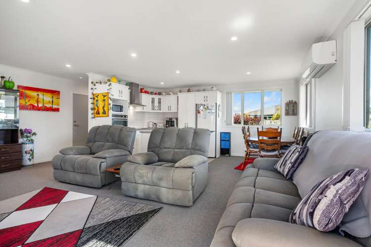 87/4 Greystone Place Omokoroa_4
