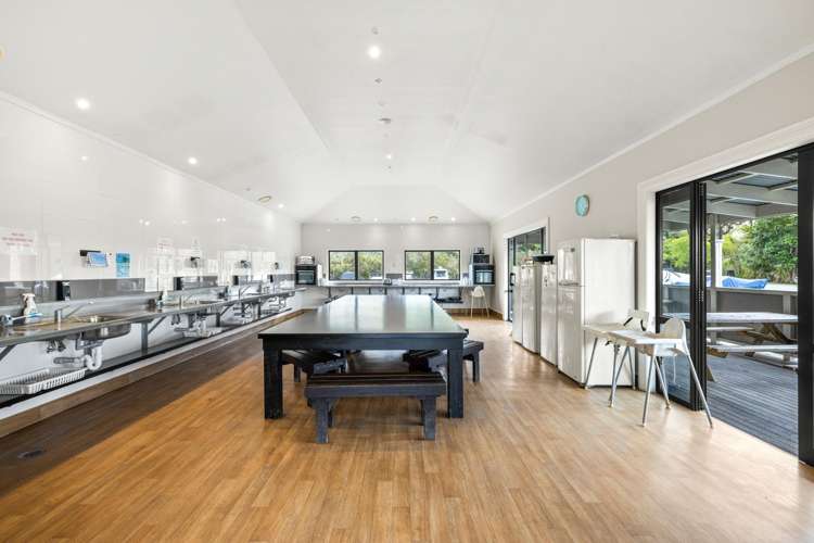 1334 Sandspit Road Sandspit_12