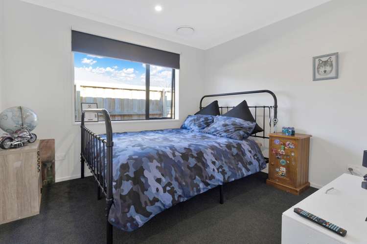 63 Quinn Crescent Woodend_8