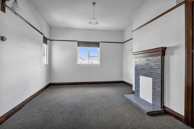 175 and175A High Street Eltham_16