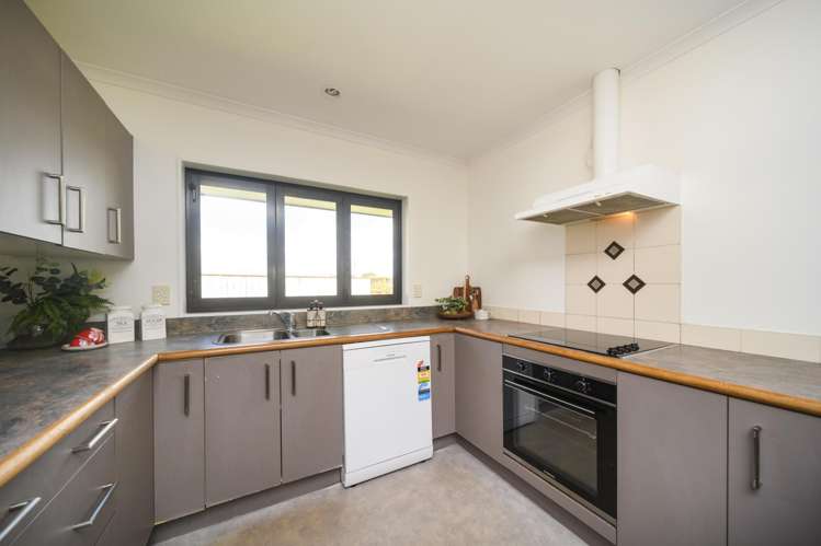 9 Alpine Grove Kelvin Grove_9