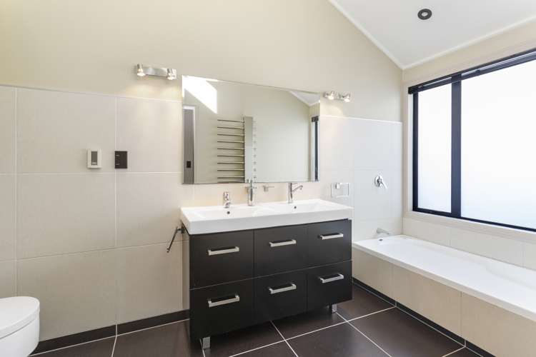 131 Ireland Road Mount Wellington_11