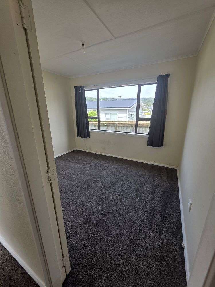 27 Wainuiomata Road Wainuiomata_16