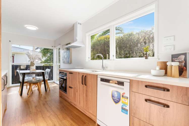 110a Mcleod Road Te Atatu South_6