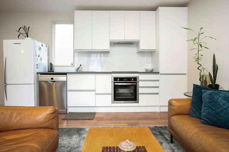 29/10 Ruru Street Eden Terrace_5