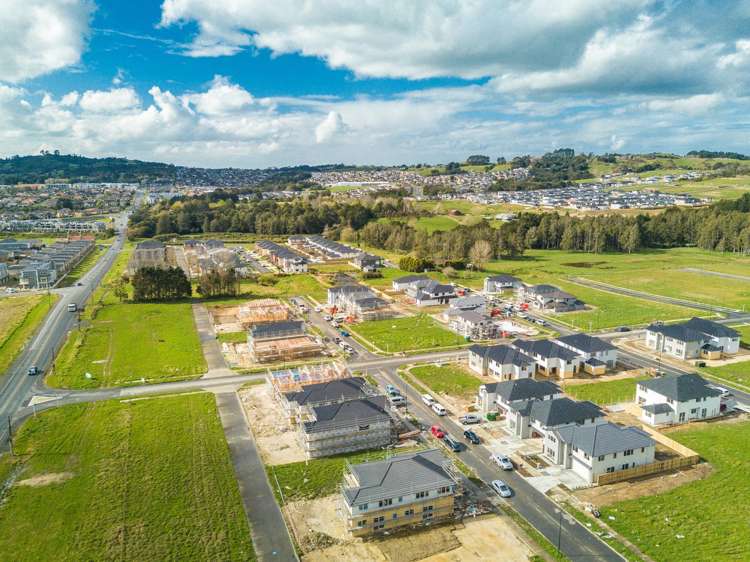 16 Eastfield Avenue Flat Bush_25