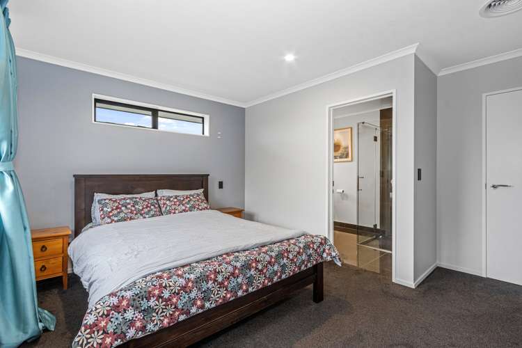 53 Selfe Crescent Burwood_8